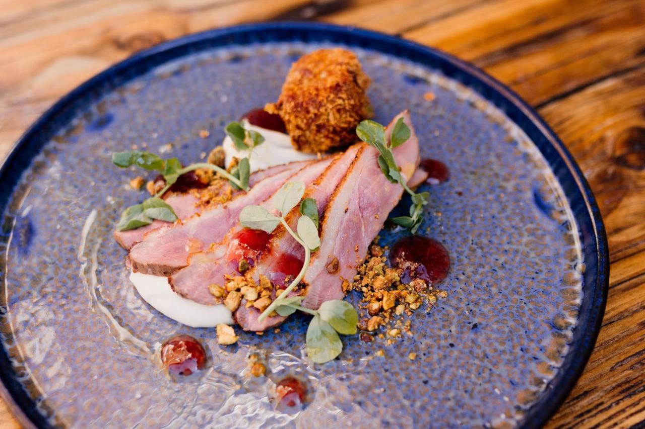 The Cricketers Arms Hotel Quendon ภายนอก รูปภาพ